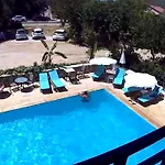 Moonstar Apart Otel 3*